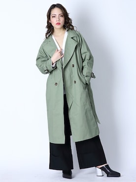 「アイテム（トレンチコート、グリーン系）」を使った、BARAKさん（レディース・165cm）の春コーディネート
