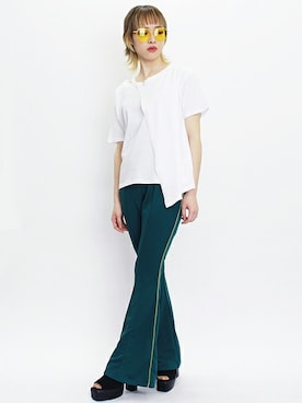 「カラーサングラス」｜BARAKさん（レディース・165cm）の春コーディネート