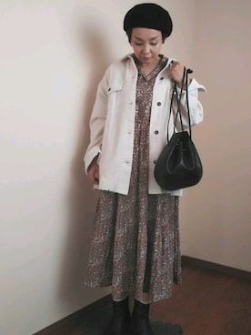 「Ray BEAMS（レイビームス）のBeau’re × Ray BEAMS / 別注 巾着バッグ（トートバッグ）」を使った、MAKIさん（レディース・155cm）の秋コーディネート