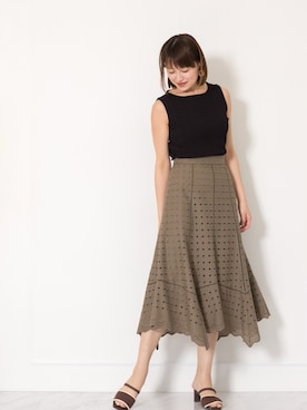「JILL STUART（ジルスチュアート）の◆グレタニット（ニット/セーター）」を使った、arisaさん（レディース・162cm）の夏コーディネート