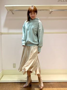 「アイテム（パーカー、グリーン系）」を使った、arisaさん（レディース・162cm）の冬コーディネート