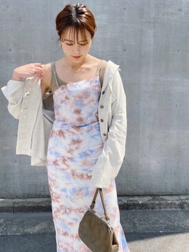 「EMMA LIMBERのアイテム（ワンピース、ブルー系）」を使った、Kanna さん（レディース・167cm）の春コーディネート