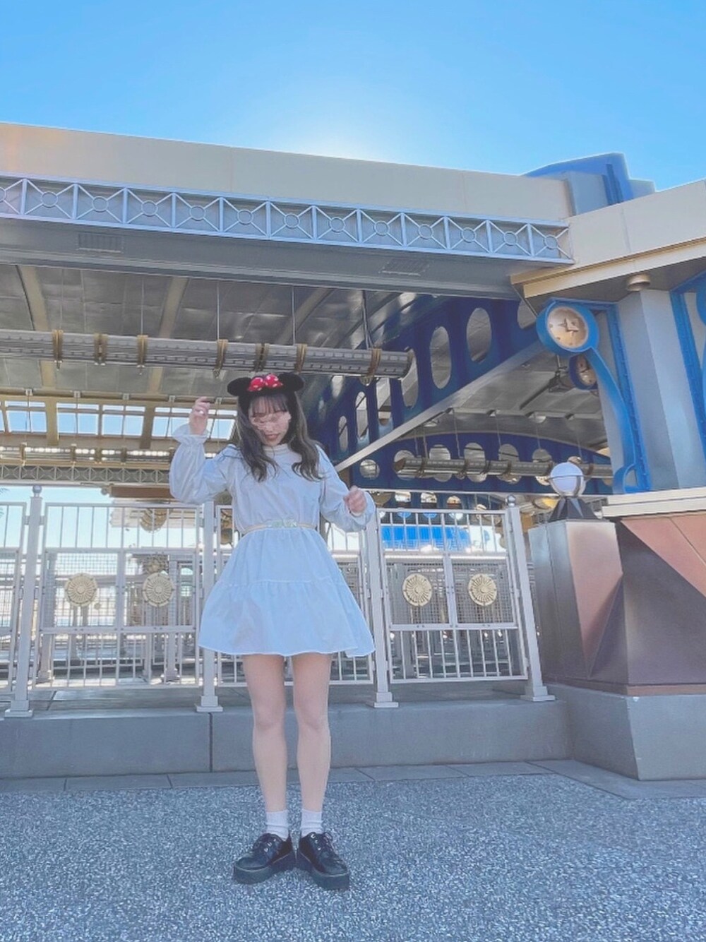 「低身長、チュニック、チュニックワンピ、プチプラコーデ」｜「one after another NICE CLAUPのアイテム（ベルト、ゴールド系）」を使った、Naruさん（レディース・155cm）の冬コーディネートの1枚目の写真