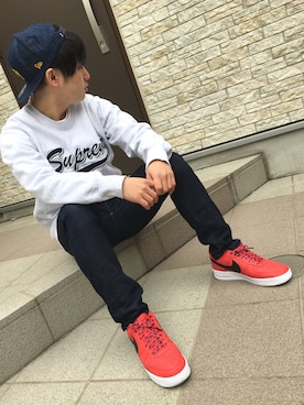 「STUSSY（ステューシー）のStock Denim New Era Cap（キャップ、ブルー系）」を使った、次郎丸 浩之さん（メンズ・169cm）の冬コーディネート
