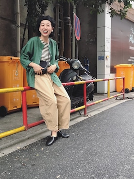 「MHL.」｜「アイテム（メッセンジャーバッグ）」を使った、cacakeさん（レディース・167cm）の春コーディネート