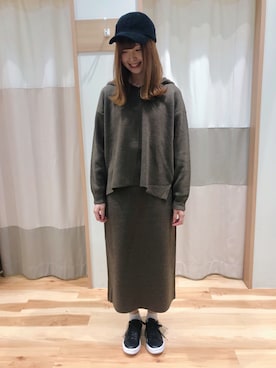 「blue」｜「アイテム（キャップ）」を使った、kuma.さん（レディース・163cm）の秋コーディネート