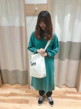 「blue」｜「アイテム（トートバッグ）」を使った、kuma.さん（レディース・163cm）の冬コーディネート
