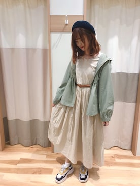 「blue」｜「アイテム（マウンテンパーカー）」を使った、kuma.さん（レディース・163cm）の春コーディネート