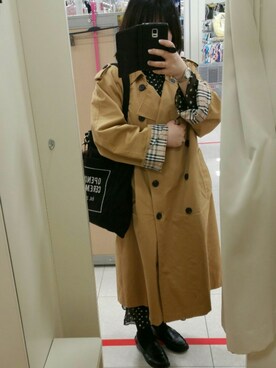 「ぽっちゃりコーデ」｜「アイテム（トレンチコート）」を使った、yoneさん（レディース・157cm）の春コーディネート