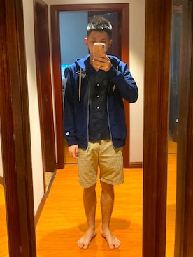 「国潮」｜「アイテム（その他アウター）」を使った、黄桃李子さん（メンズ・180cm）の秋コーディネート
