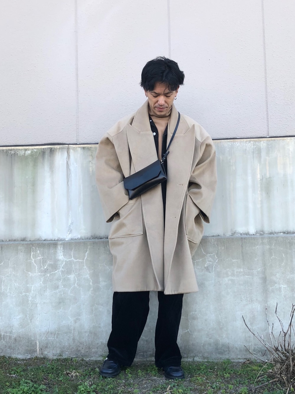 Acne Studiosのトレンチコートを使った人気ファッションコーディネート