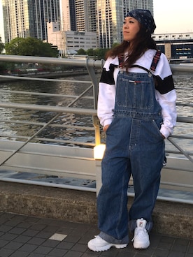 「TOMMY HILFIGER（トミーヒルフィガー）のアイテム（オールインワン・サロペット）」を使った、WODDYFUNKさん（レディース・154cm）の夏コーディネート