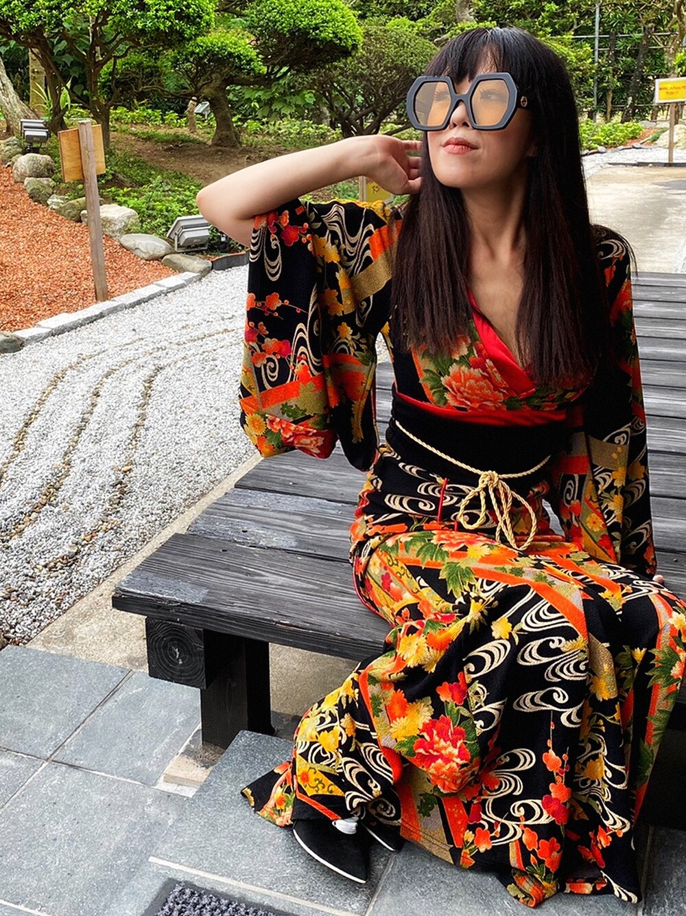 「日本料理🇯🇵、六左衛門、着物ドレス、着物、kimono、GUCCI、和洋折衷、KIMONO FUNK」｜「GUCCIのアイテム（サングラス、ブラック系）」を使った、WODDYFUNKさん（レディース・155cm）の秋コーディネートの1枚目の写真