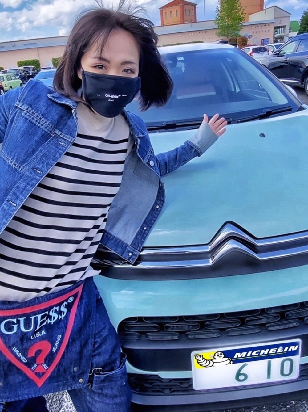 「シトロエン C3、シトロエン、CITROEN、citroen c3、GUESS ORIGINALS × A$AP ROCKY、オーバーオール、asap rocky、off white、OFF-WHITE、VOGUE」｜「off whiteのアイテム（マスク、ブラック系）」を使った、WODDYFUNKさん（レディース・155cm）の春コーディネートの1枚目の写真