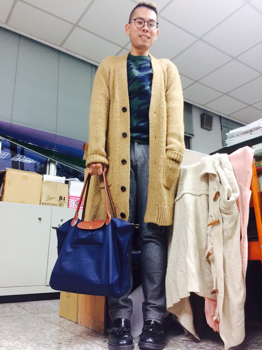 「ZARAのアイテム（ジャケット/アウター、ベージュ系）」を使った、Jamesさん（メンズ・173cm）の冬コーディネートの1枚目の写真