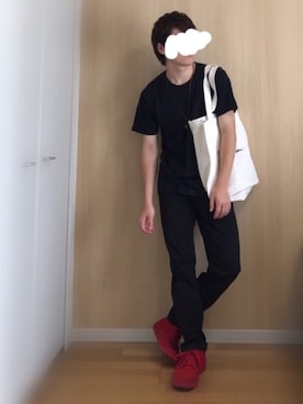 「足長効果」｜「アイテム（アクセサリー）」を使った、こうです。さん（メンズ・163cm）の春コーディネート