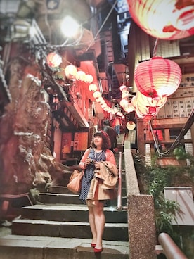 「TAIPEI」｜「アイテム（トレンチコート）」を使った、Huitingさん（レディース・155cm）の冬コーディネート