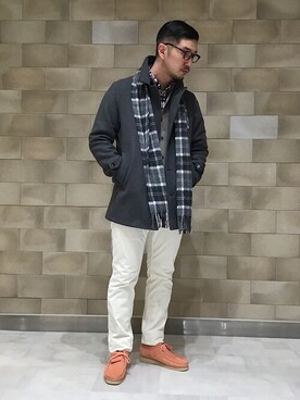 ピンク系のアイテムを使った チェックマフラー のメンズ人気ファッションコーディネート Wear