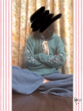 「RETRO GIRL（レトロガール）のアイテム（パーカー、ブルー系）」を使った、にんじん。さん（レディース・170cm）の春コーディネート