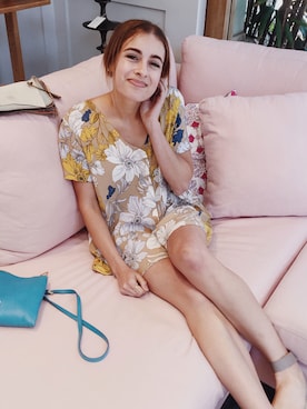 「Anthropologie（アンソロポロジー）のアイテム（つなぎ/オールインワン）」を使った、Tessaさん（レディース・163cm）の春コーディネート