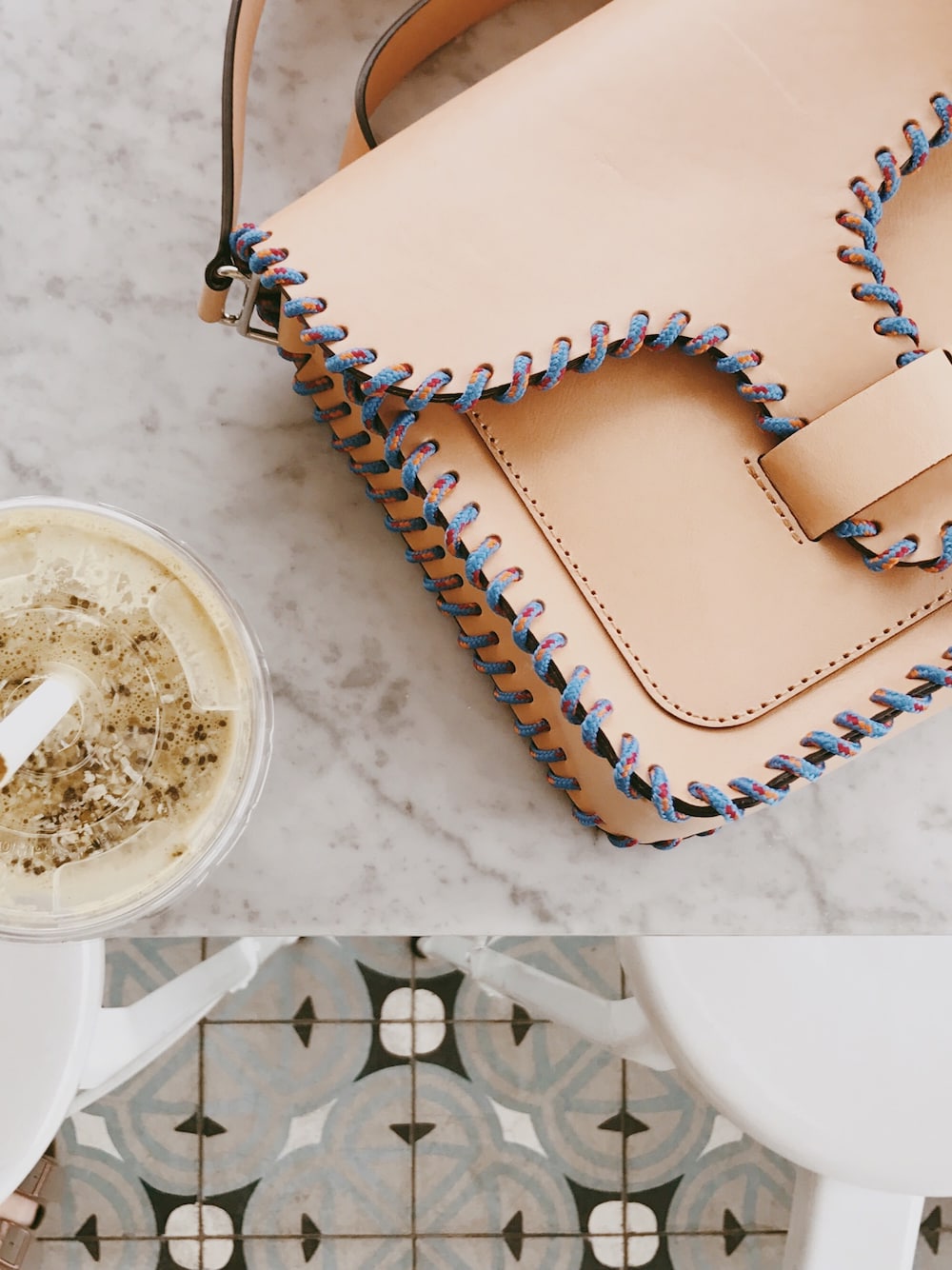 「REBECCA MINKOFF、shoulderbag、Cross Body Bag、cross-body、BAG、summer style、Nordstrom」｜「REBECCA MINKOFFのアイテム（ショルダーバッグ、その他）」を使った、Tessaさん（レディース・31cm）の夏コーディネートの1枚目の写真