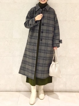 「ローリーズファーム(LOWRYS FARM)」｜「アイテム（ステンカラーコート）」を使った、SARAさん（レディース・162cm）の秋コーディネート