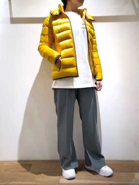 「スリットパンツ」｜「アイテム（ダウンジャケット/コート）」を使った、T.yukikoさん（レディース・156cm）の冬コーディネート