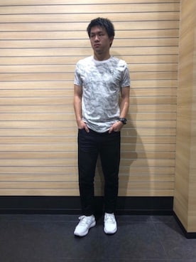 「カモ柄」｜「アイテム（アナログ腕時計）」を使った、Yuyaさん（メンズ・174cm）の冬コーディネート
