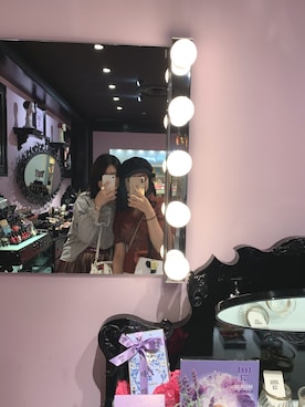 「FOREVER 21（フォーエバー トゥエンティーワン）のアイテム（ブレスレット、ゴールド系）」を使った、ユリンアさん（レディース・163cm）の春コーディネート