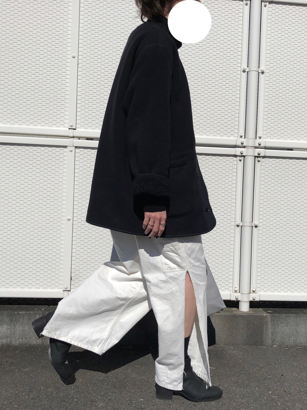「UNIQLOのタートルネックT（長袖）（Tシャツ/カットソー、ブラック系）」を使った、諸葛亮さん（メンズ・179cm）の冬コーディネートの1枚目の写真
