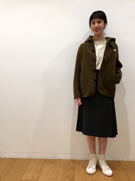 「DANTON（ダントン）の【DANTON】ウールモッサ シングルフードジャケット WOMEN（その他アウター）」を使った、Bshop有楽町ルミネ店 スタッフさん（レディース・164cm）の秋コーディネート