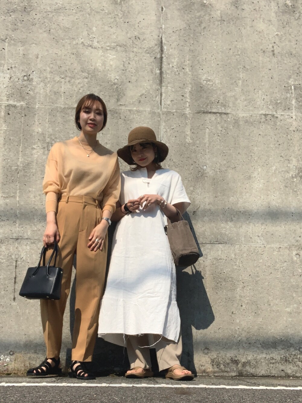 「休日スタイル、ゆるコーデ、おしゃれさんと繋がりたい、ワンピース、oofos、帽子、低身長、153cm、夏コーデ」｜「CIAOPANICのキーネックワンピース（ワンピース、ホワイト系）」を使った、denさん（レディース・153cm）の夏コーディネートの1枚目の写真