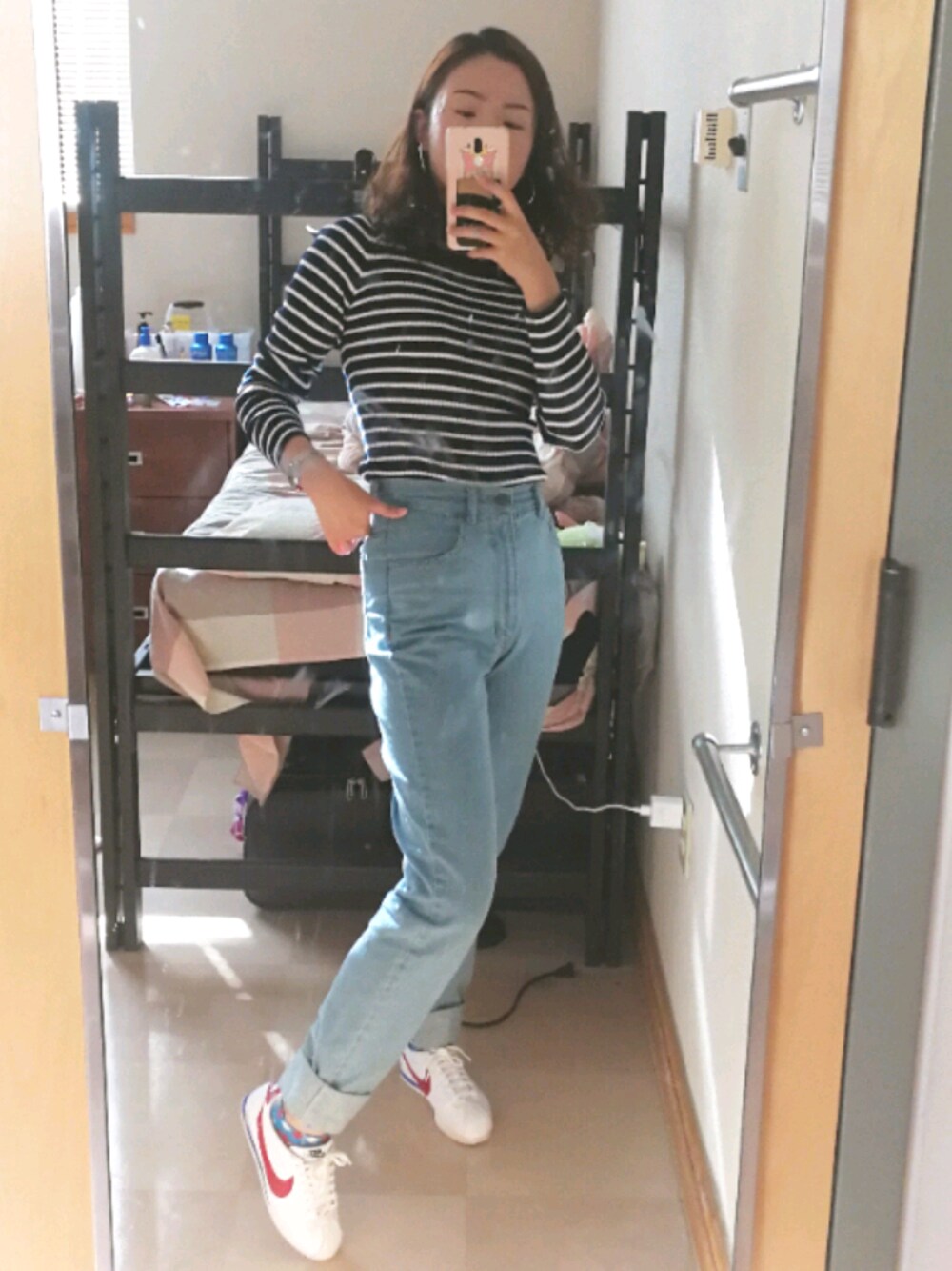 「大学生、秋のコーデ」｜「FOREVER 21のアイテム（ニット/セーター、その他）」を使った、JessyZNさん（レディース・165cm）の秋コーディネートの1枚目の写真
