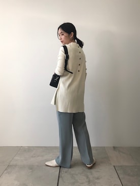 「インディヴィ」｜「アイテム（その他シューズ）」を使った、INDIVI(SHOP STAFF)さん（レディース・163cm）の冬コーディネート