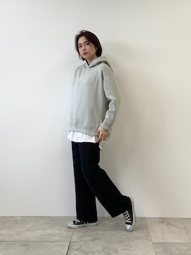 「インディヴィ」｜「アイテム（パーカー）」を使った、INDIVI(SHOP STAFF)さん（レディース・163cm）の冬コーディネート