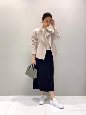 「ネイビー」｜「アイテム（ノーカラーコート）」を使った、INDIVI(SHOP STAFF)さん（レディース・162cm）の冬コーディネート
