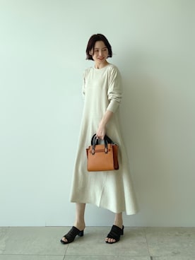「インディヴィ」｜「アイテム（その他トップス）」を使った、INDIVI(SHOP STAFF)さん（レディース・163cm）の冬コーディネート