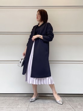 「ネイビー」｜「アイテム（ノーカラーコート）」を使った、INDIVI(SHOP STAFF)さん（レディース・164cm）の春コーディネート