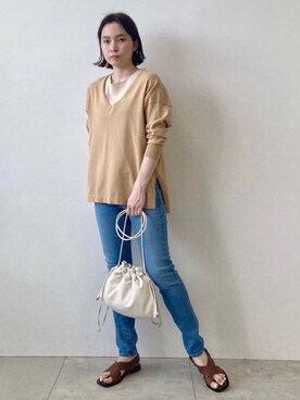 「インディヴィ」｜「アイテム（アンサンブル）」を使った、INDIVI(SHOP STAFF)さん（レディース・163cm）の春コーディネート