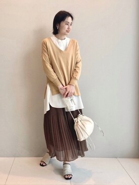 「インディヴィ」｜「アイテム（アンサンブル）」を使った、INDIVI(SHOP STAFF)さん（レディース・163cm）の春コーディネート