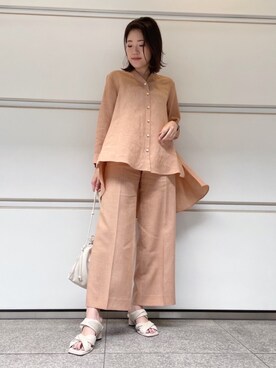 「春カラー」｜「アイテム（スーツパンツ）」を使った、INDIVI(SHOP STAFF)さん（レディース・164cm）の春コーディネート