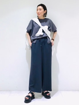 「たすき掛け」｜「アイテム（チュニック）」を使った、INDIVI(SHOP STAFF)さん（レディース・158cm）の春コーディネート