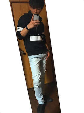 「SAAD（サード）のアイテム（アクセサリー）」を使った、ぐっちさん（メンズ・173cm）の春コーディネート