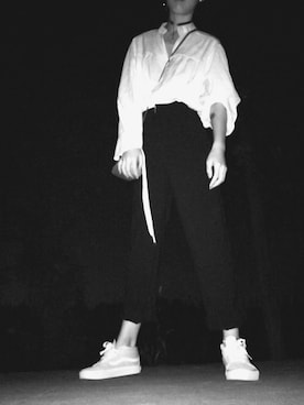 「AAのアイテム（パンツ）」を使った、大朵酱さん（レディース・168cm）の秋コーディネート