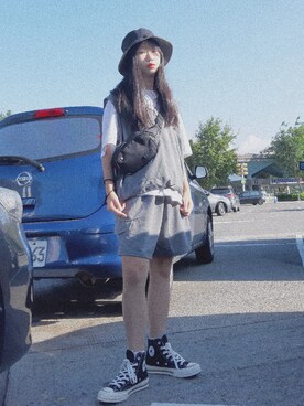 「5（ファイブ）のアイテム（帽子）」を使った、是苡岑呦さん（レディース・154cm）の秋コーディネート
