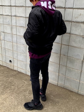 「MSGM（エムエスジーエム）のアイテム（パーカー）」を使った、kkkさん（メンズ・176cm）の冬コーディネート