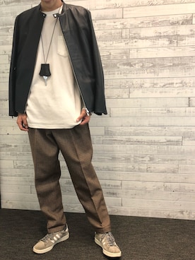 「新作」｜「アイテム（ライダースジャケット）」を使った、ABAHOUSE ONLINE MENSさん（メンズ・180cm）の秋コーディネート
