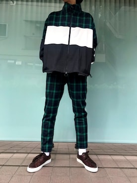 「SUPERTHANKS（スーパーサンクス）のアイテム」を使った、ABAHOUSE ONLINE MENSさん（メンズ・180cm）の秋コーディネート