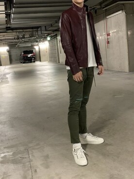 「buddy（バディ）のアイテム（スニーカー）」を使った、ABAHOUSE ONLINE MENSさん（メンズ・180cm）の秋コーディネート