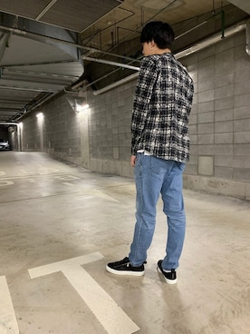 「buddy（バディ）のアイテム（スニーカー）」を使った、ABAHOUSE ONLINE MENSさん（メンズ・180cm）の秋コーディネート